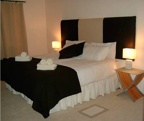 Turnberry Apartments