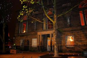 The City Rooms Hotel