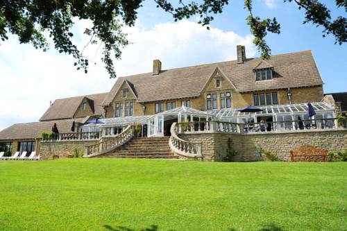 Cricklade House
