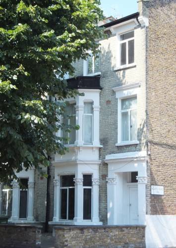 Brackenbury Serviced Apartments