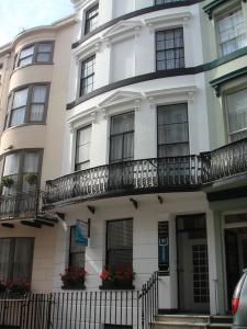 Brighton Breeze Hotel