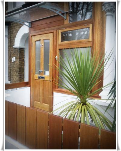 London Hythe Close Rooms to Let