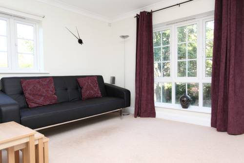 Discovery Court Apartment