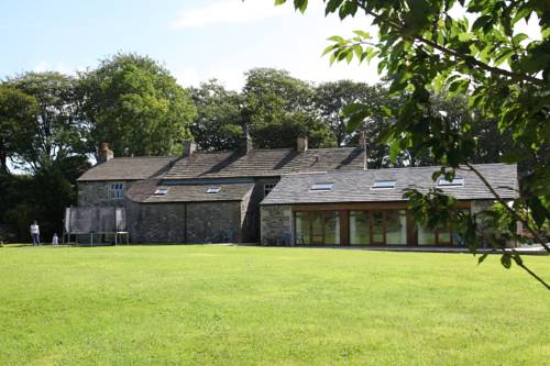 Green Grove Country House