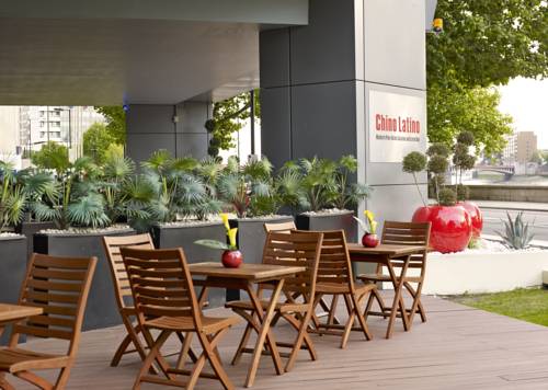 Park Plaza Riverbank London