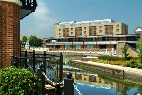Holiday Inn London Brentford Lock in