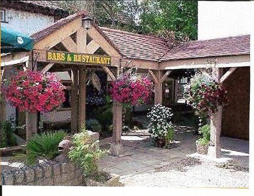 Watersmeet Country Inn and Hotel