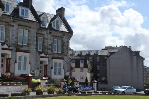 Corran House Hostel
