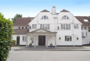White House Hotel and Restaurant in