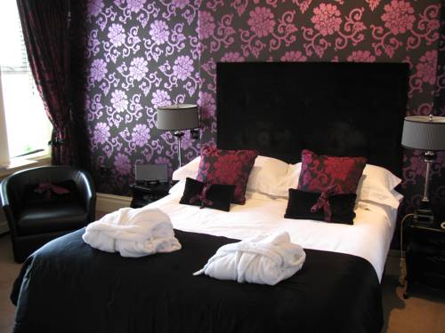 The Townhouse Hotel