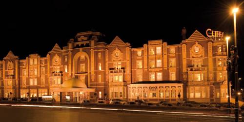 Cliffs Hotel
