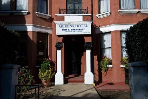 Queens Hotel