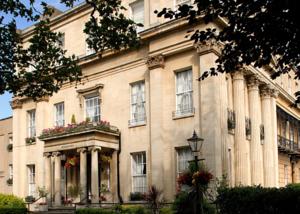 Willoughby House Hotel and Apartments