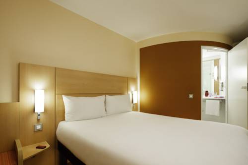 ibis Cardiff Centre