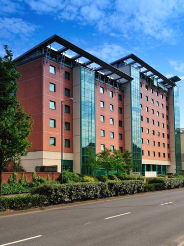 DoubleTree by Hilton Hotel Woking