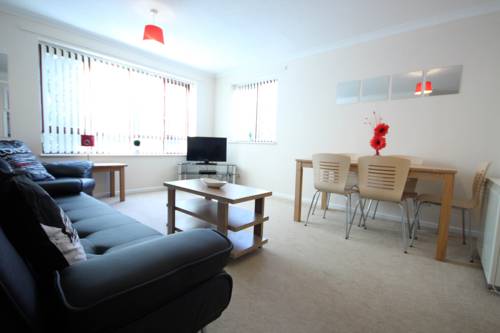 Prime Location Lets - Milton Keynes Serviced Apartments - Campbell Park