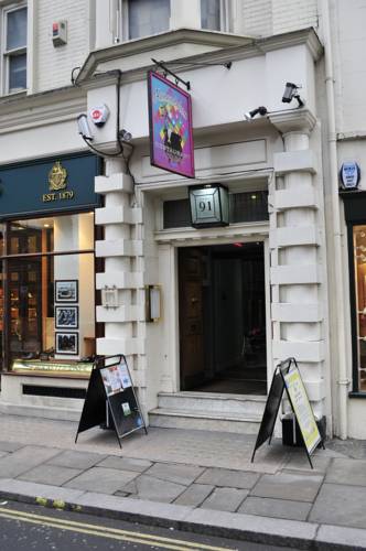 4 Star Hostel Piccadilly London