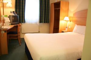 Leicester Campanile Hotel and Restaurant