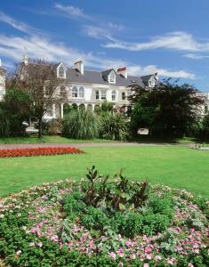 Park Grove Hotel - Centrally Situated