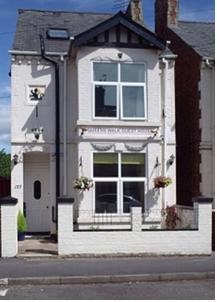 Queens Walk Guest House