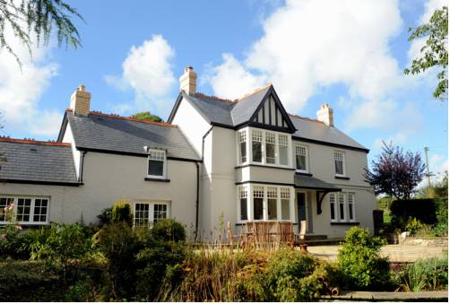 Crundale House