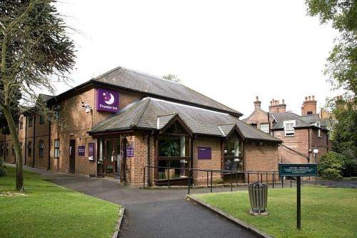 Premier Inn Croydon South (A212)