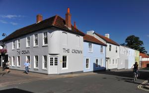 The Crown hotel and Restaurant