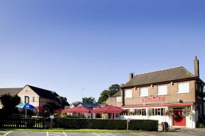 Premier Inn Northampton South