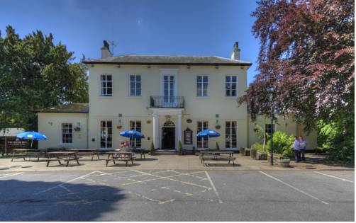 The Elms Inn by Good Night Inns