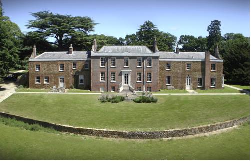 Hotels Accommodation Near Sandringham House Ingoldisthorpe Hall Brickley Lane Sandringham Norfolk Pe31 6pf