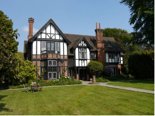 Tudor Grange Hotel - BandB