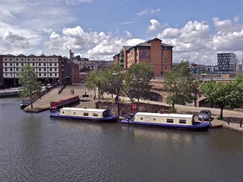 Hotels Accommodation Near Sheffield Centre Houseboat Hotels