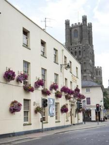 The Lamb Hotel and Restaurant