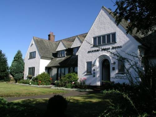 Hunters Lodge Hotel