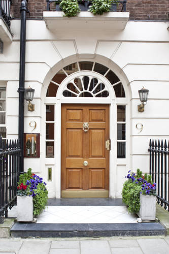 9 Hertford Street