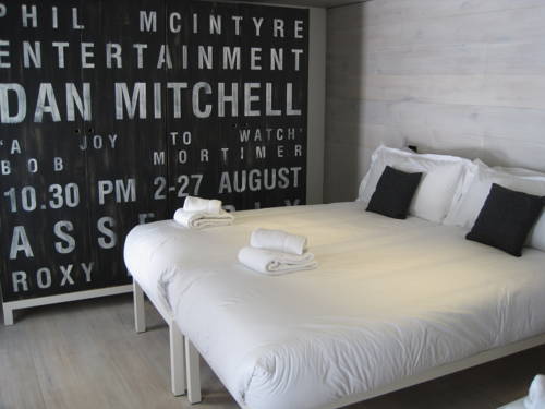 Stay Central Hotel