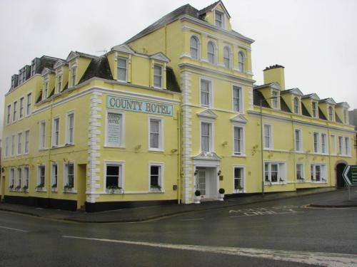 County Hotel
