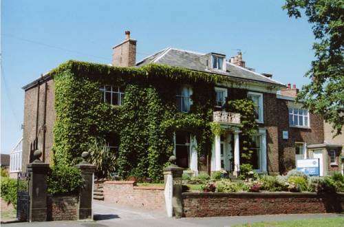 Knavesmire Manor Hotel and Leisure