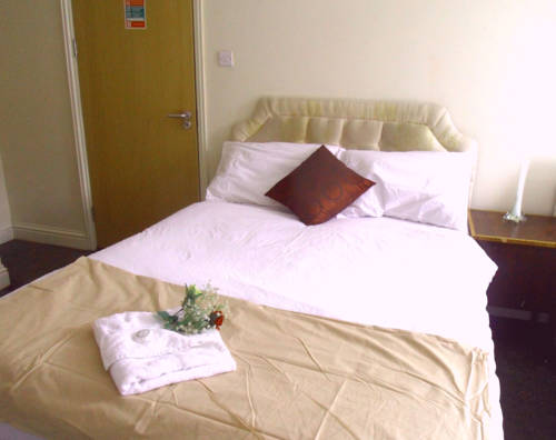 Essex Inn Hotel
