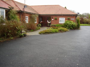 The Brown Leaves Country Hotel