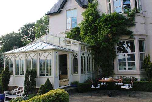 Wollaston Lodge Bed And Breakfast