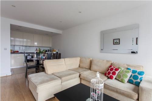 House of MoLi - Times Square Apartments