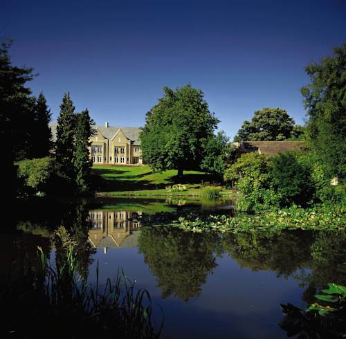 Kenwood Hall Hotel