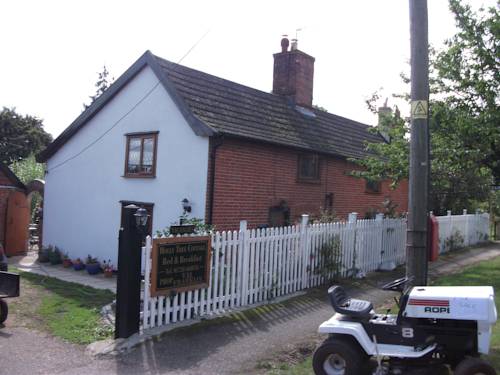 Holly Tree Cottage Bed and Breakfast