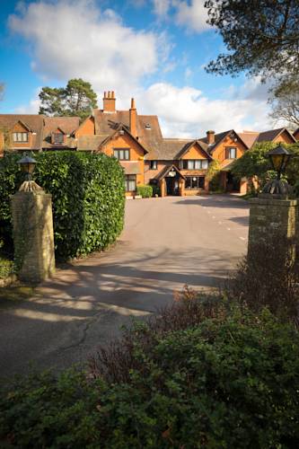 The Casa Hotel and Marco Pierre White Restaurant - Camberley West