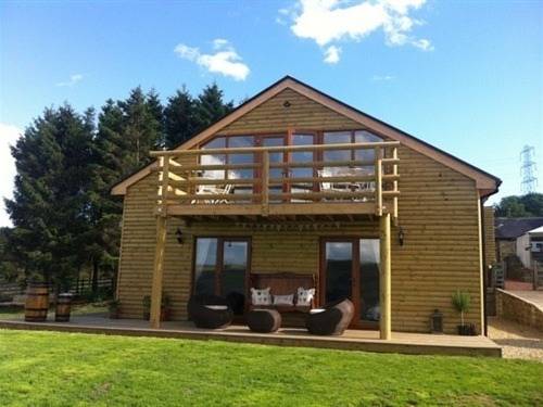 Huntercrook Lodge