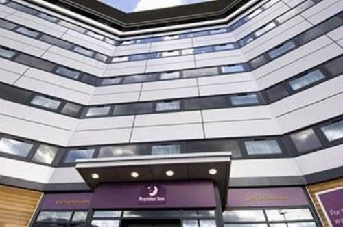 Premier Inn Manchester Airport Runger Lane North