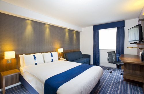 Holiday Inn Express Leeds-East
