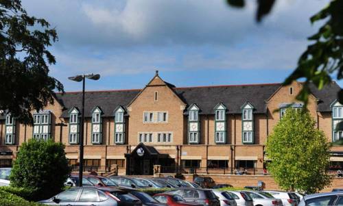 Village Urban Resort Leeds North
