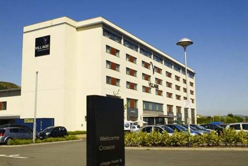 Village Urban Resort Swansea